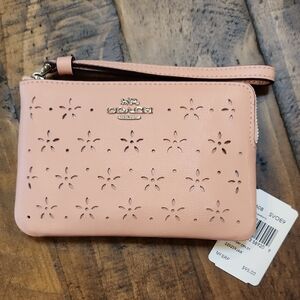 NWT Coach Peach/blush Zippered Wristlet